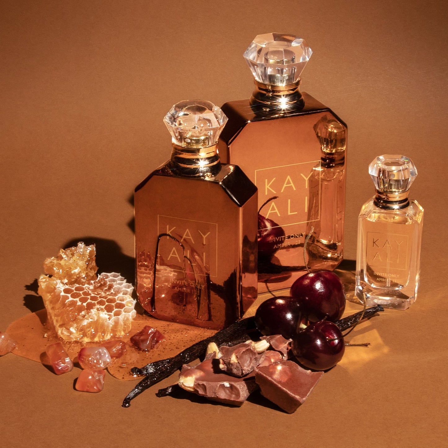 KAYALI Invite Only
Amber 100ml | 23